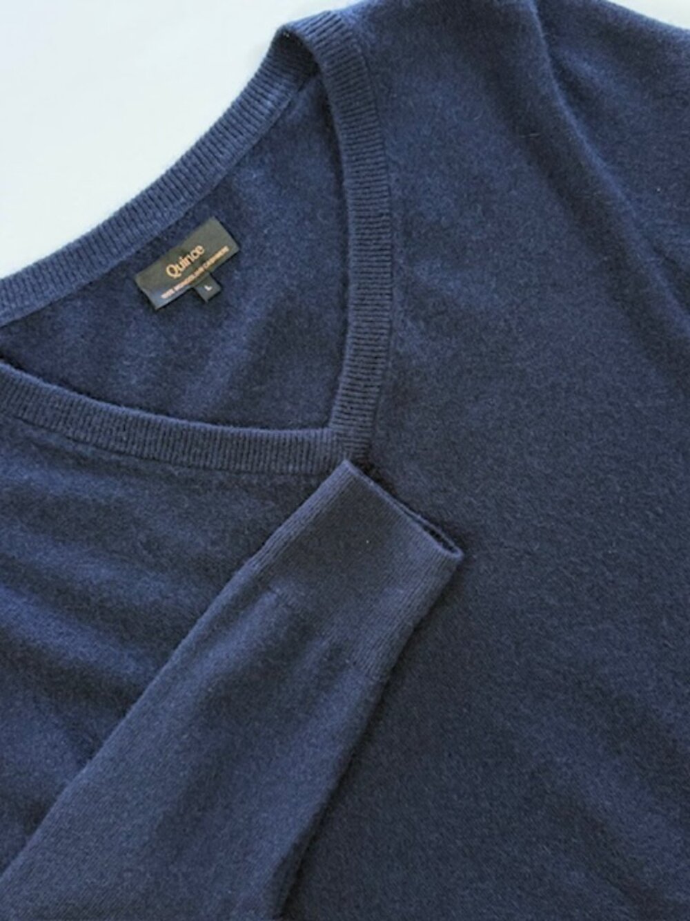 Quince Mongolian Cashmere Blue V-Neck Pullover Sweater Men’s Long Sleeve Size L